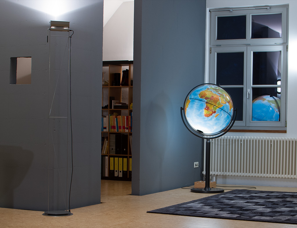 Groß Globen riesen Globus mit Licht Standglobus mit Beleuchtung
